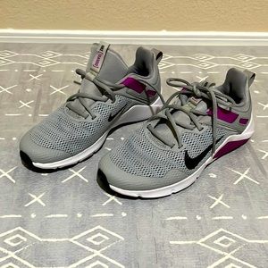 Nike Legend Essential Women’s Training Shoes - Size 7.5